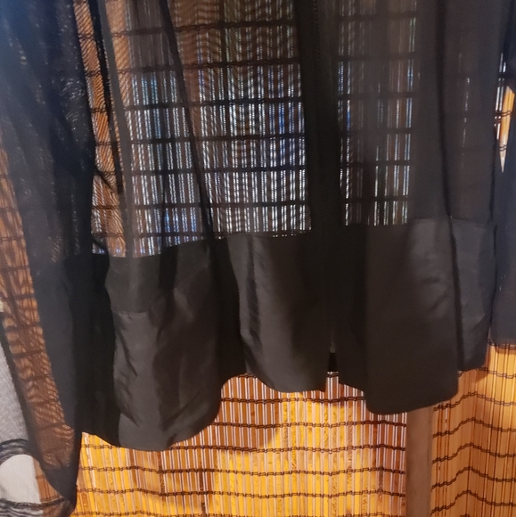 Casual zippered top - Picture 4 of 4